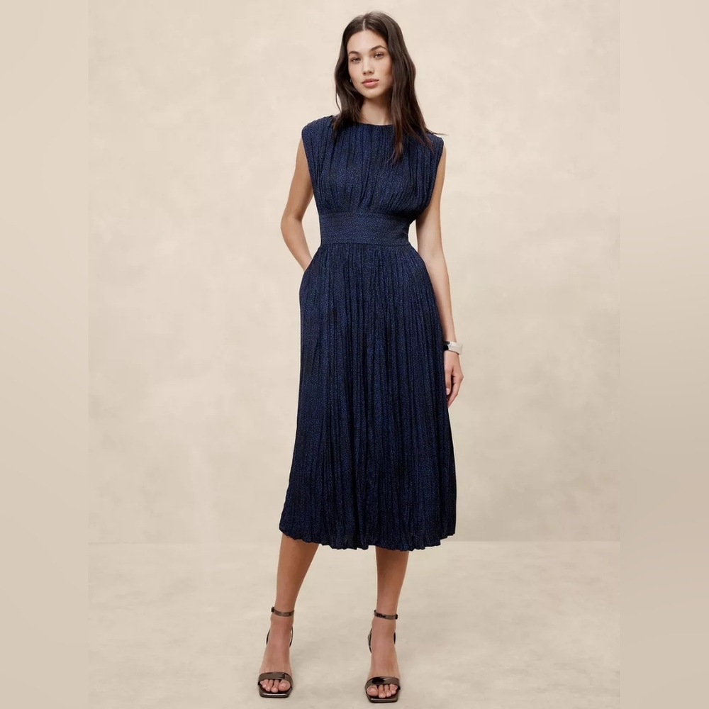 Banana Republic- Blue Dot Pleated Midi Dress